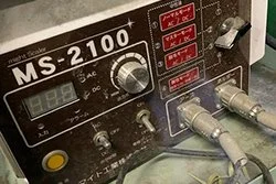 溶接スケール除去機